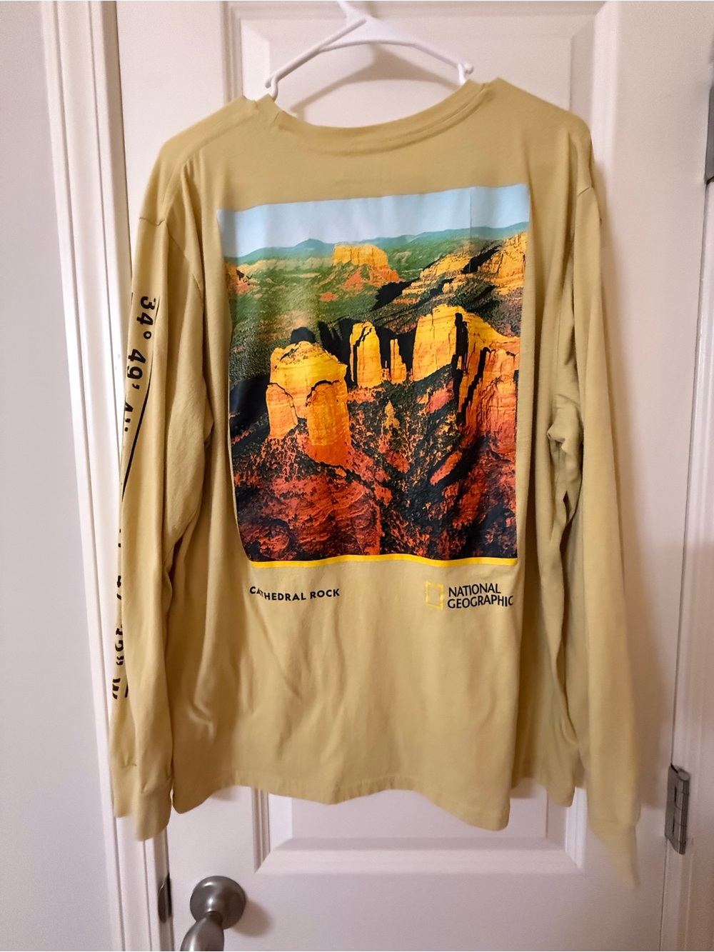 Parks Project National Geographic Cathedral Rock Long Sleeve Shirt Yellow XXL - Picture 2 of 7